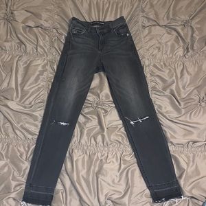 Black skinny jeans